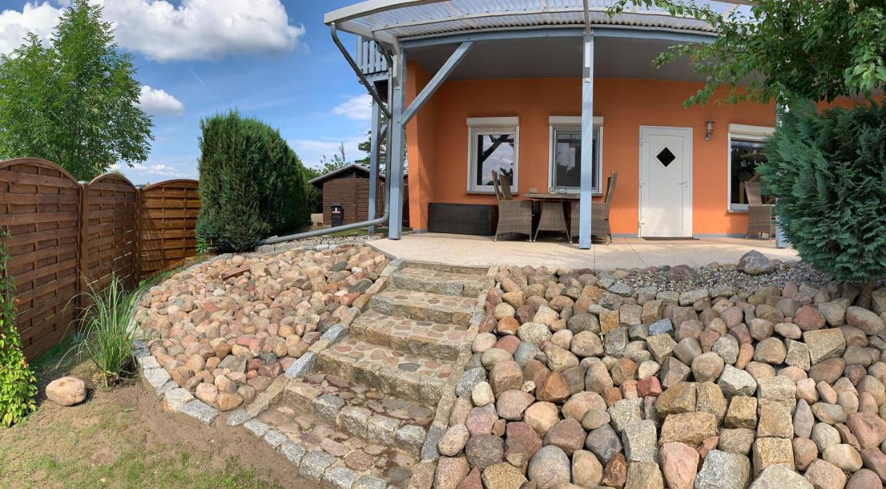 Ferienhaus Zur Sonne, Zislow Buitenkant foto